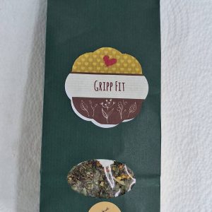 Kräutermischung "Gripp Fit" in handgemachter Verpackung mit liebevollen Details.
