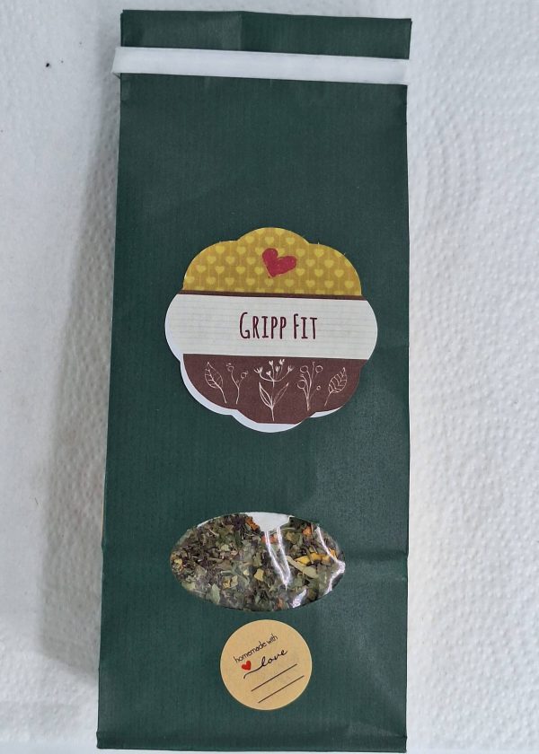 Kräutermischung "Gripp Fit" in handgemachter Verpackung mit liebevollen Details.