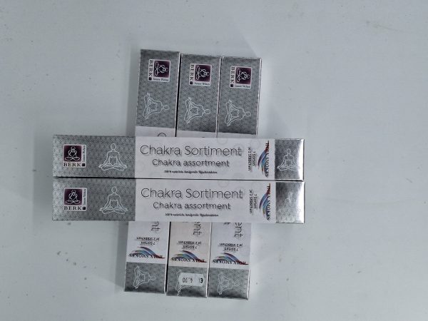 Chakra-Sortiment von Berk, handgemachte Räucherprodukte für Harmonie und Entspannung.