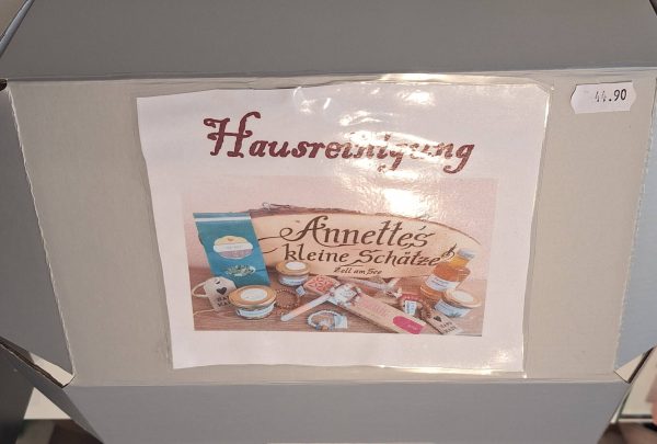 Hausreinigung von Annettes kleine Schätze mit handgemachten Naturprodukten in Zell am See.
